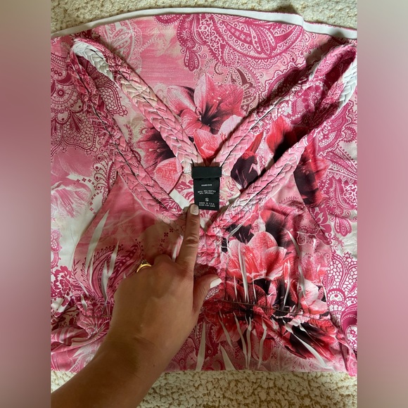 Beautiful Vanity floral Dress Size Sm - Picture 7 of 7